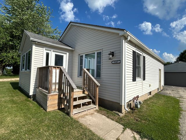 5147 E Chrysler Drive, Belvidere, IL 61008