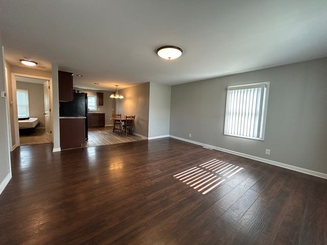 5147 E Chrysler Drive, Belvidere, IL 61008