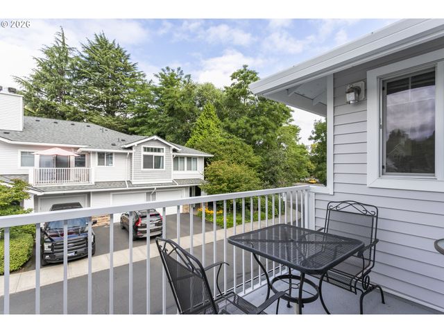 13682 Sw HALL Blvd 3, Portland, OR 97223