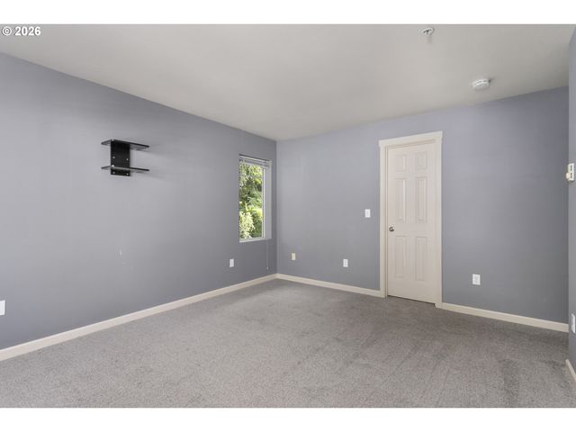 13682 Sw HALL Blvd 3, Portland, OR 97223