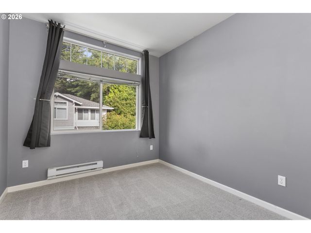13682 Sw HALL Blvd 3, Portland, OR 97223