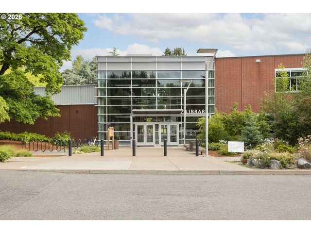 13682 Sw HALL Blvd 3, Portland, OR 97223