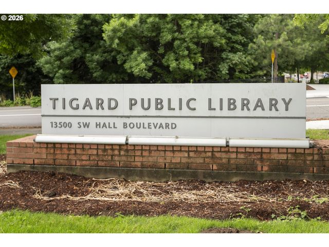 13682 Sw HALL Blvd 3, Portland, OR 97223