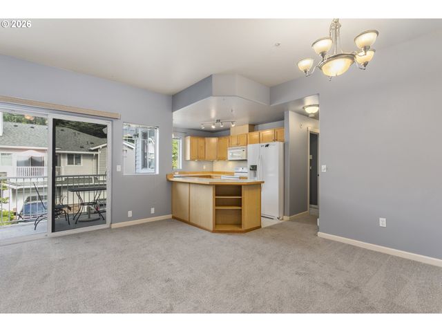 13682 Sw HALL Blvd 3, Portland, OR 97223