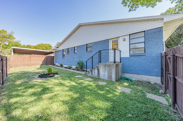 10803 Lake Gardens Drive, Dallas, TX 75218