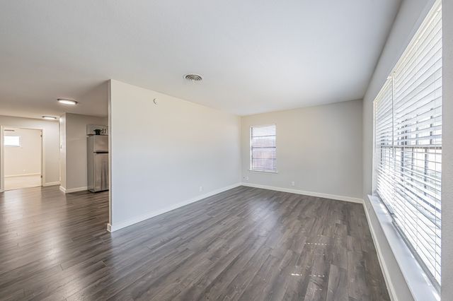 10803 Lake Gardens Drive, Dallas, TX 75218