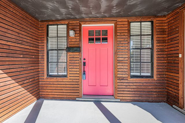 10803 Lake Gardens Drive, Dallas, TX 75218