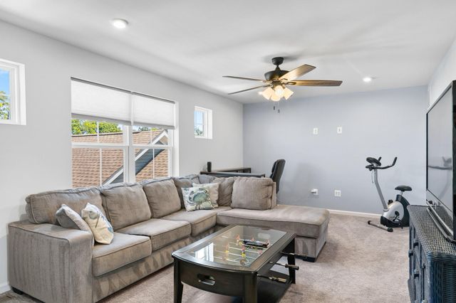 32018 SANTA FE, Frankford, DE 19945