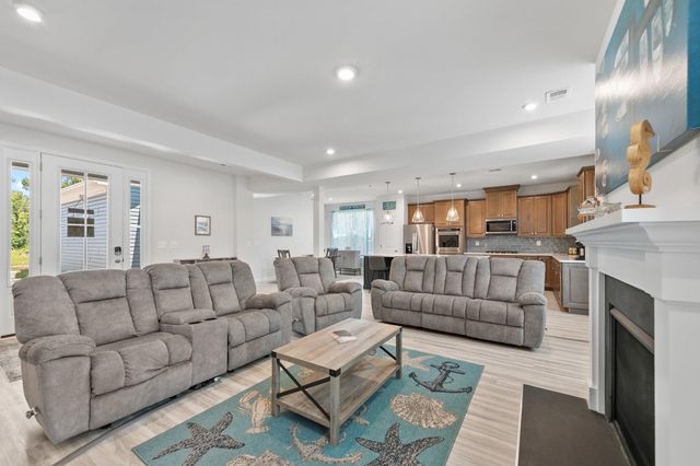 32018 SANTA FE, Frankford, DE 19945