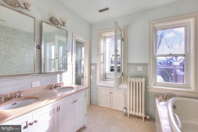 1756 PARK RD NW, Washington, DC 20010