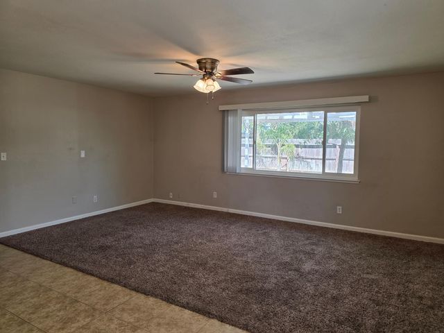 4056 N Argyle Avenue, Fresno, CA 93727