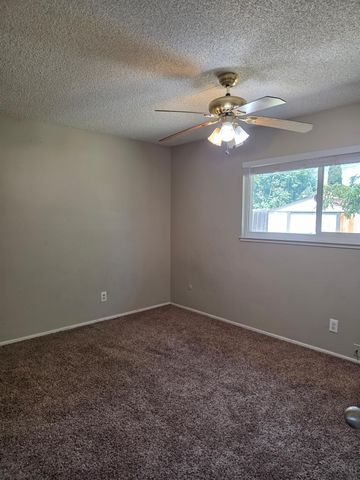 4056 N Argyle Avenue, Fresno, CA 93727