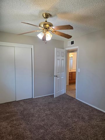 4056 N Argyle Avenue, Fresno, CA 93727