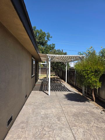 4056 N Argyle Avenue, Fresno, CA 93727