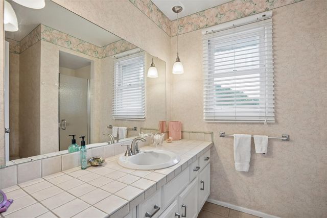 9791 Clark Street, Clive, IA 50325