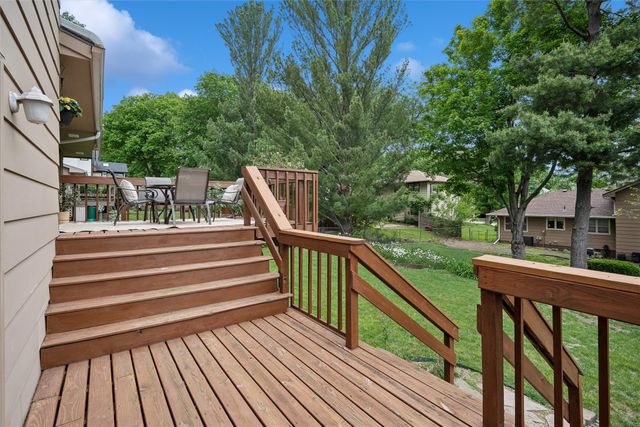 9791 Clark Street, Clive, IA 50325