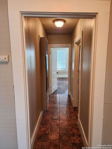 632 Rigsby Ave Apt 4, San Antonio, TX 78210