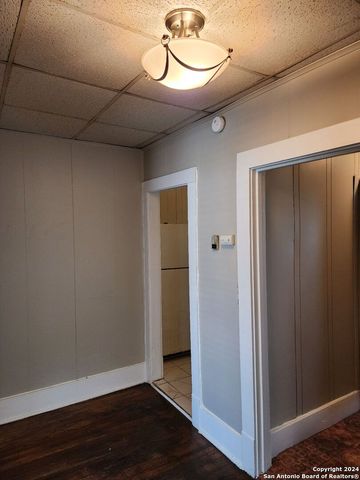 632 Rigsby Ave Apt 4, San Antonio, TX 78210