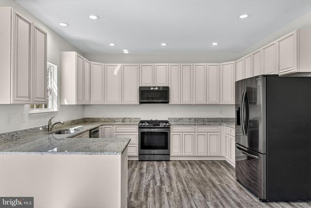 21270 WALKERS LN, Richardsville, VA 22736