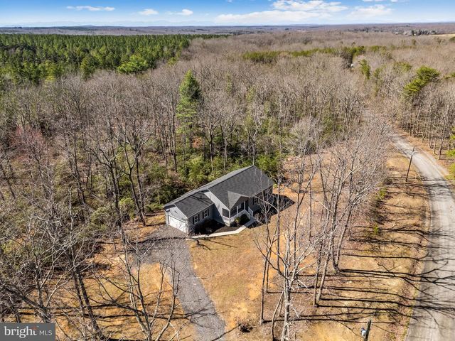 21270 WALKERS LN, Richardsville, VA 22736