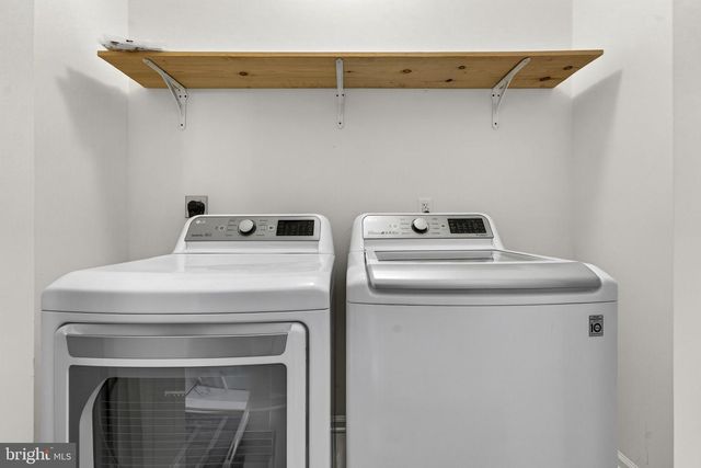 21270 WALKERS LN, Richardsville, VA 22736