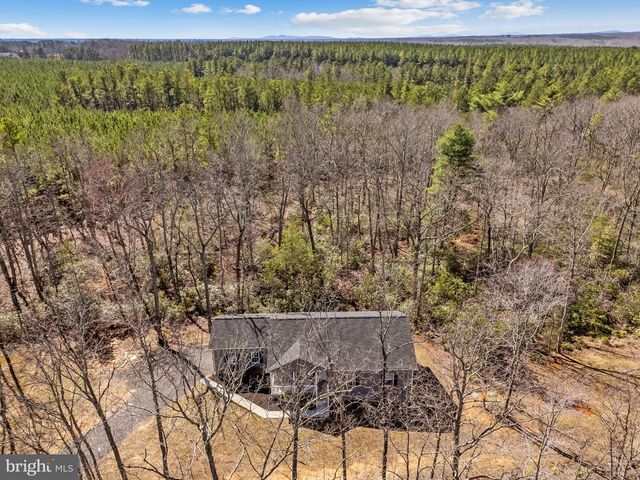 21270 WALKERS LN, Richardsville, VA 22736