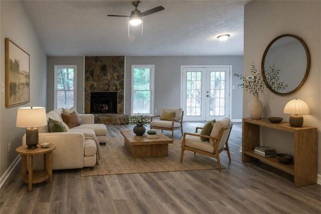 240 Kristie Lane, Roswell, GA 30076