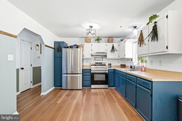 38430 ARLINGTON DR, Mechanicsville, MD 20659