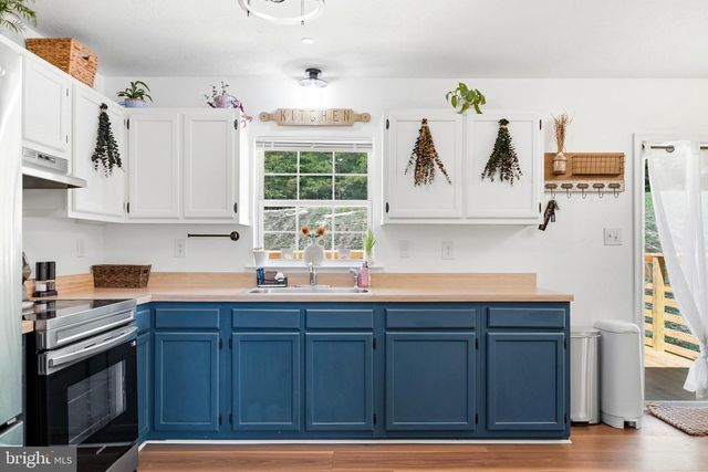38430 ARLINGTON DR, Mechanicsville, MD 20659