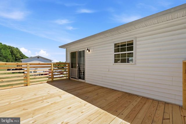 38430 ARLINGTON DR, Mechanicsville, MD 20659