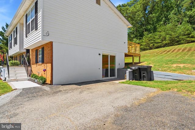 38430 ARLINGTON DR, Mechanicsville, MD 20659