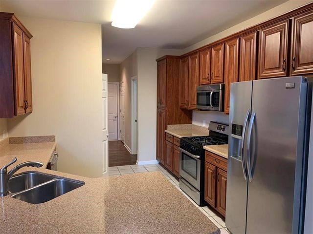 930 Richmond Hill Drive, Marietta, GA 30068