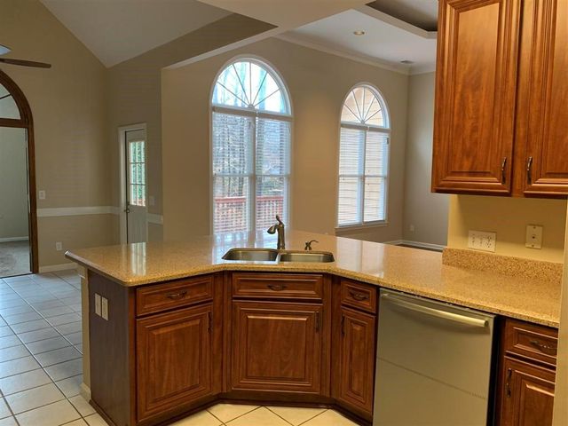 930 Richmond Hill Drive, Marietta, GA 30068