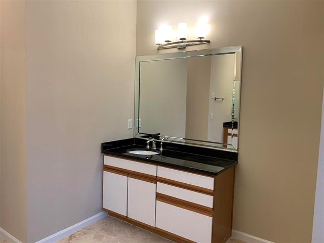 930 Richmond Hill Drive, Marietta, GA 30068