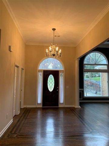 930 Richmond Hill Drive, Marietta, GA 30068