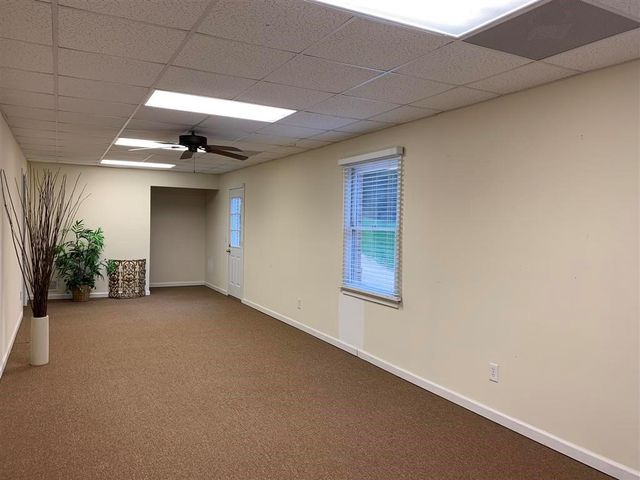 930 Richmond Hill Drive, Marietta, GA 30068