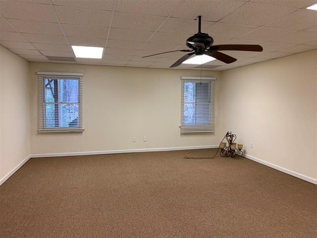 930 Richmond Hill Drive, Marietta, GA 30068