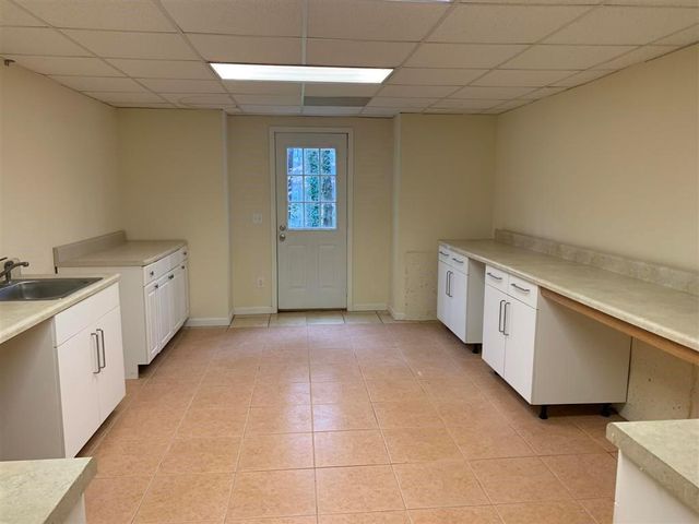 930 Richmond Hill Drive, Marietta, GA 30068