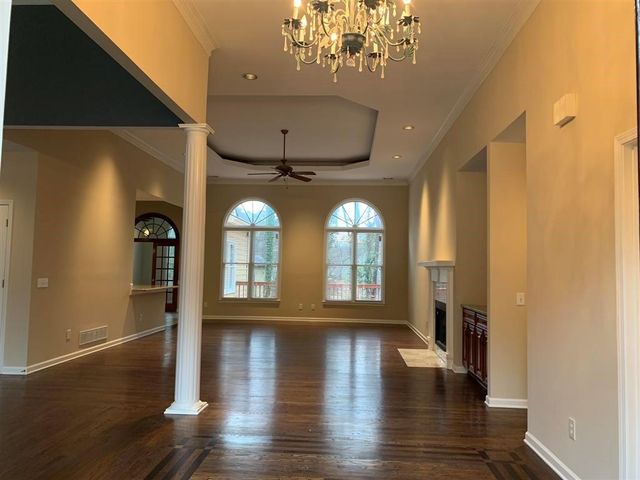 930 Richmond Hill Drive, Marietta, GA 30068