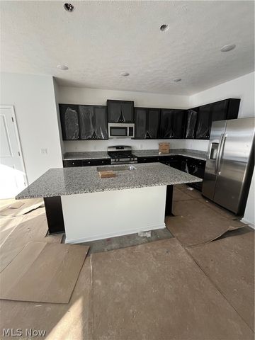 413 Pheasant Run, Elyria, OH 44035