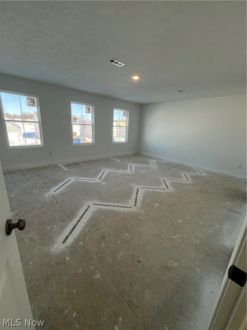 413 Pheasant Run, Elyria, OH 44035