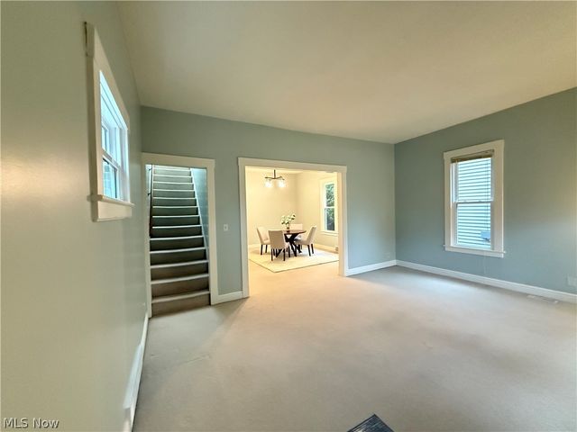 1369 Park Row, Lakewood, OH 44107