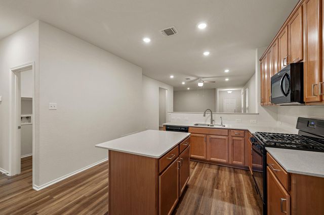 284 Zuma DR, Liberty Hill, TX 78642