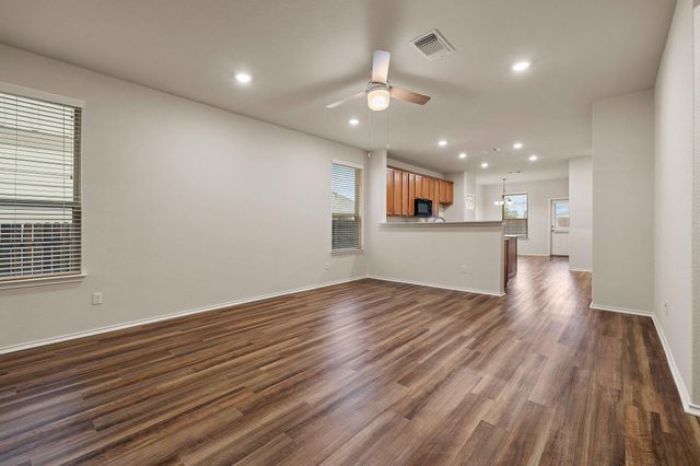 284 Zuma DR, Liberty Hill, TX 78642