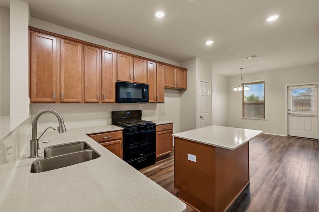 284 Zuma DR, Liberty Hill, TX 78642
