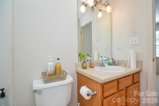 9810 Campus Walk Lane F, Charlotte, NC 28262