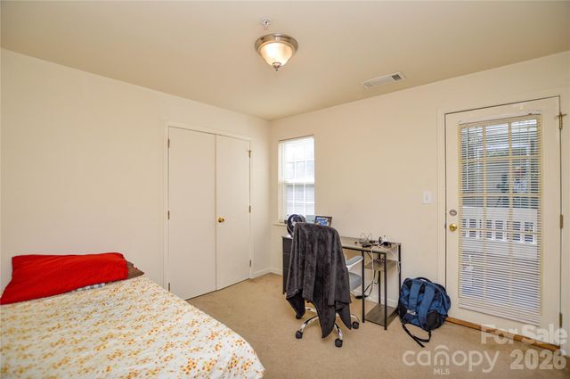 9810 Campus Walk Lane F, Charlotte, NC 28262