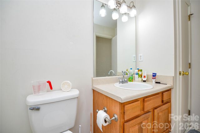 9810 Campus Walk Lane F, Charlotte, NC 28262