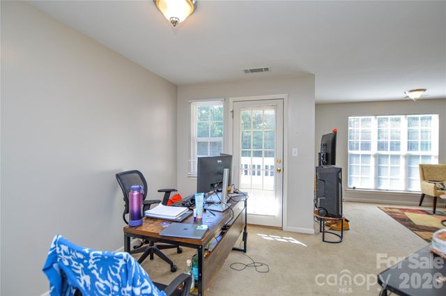 9810 Campus Walk Lane F, Charlotte, NC 28262