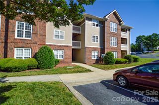 9810 Campus Walk Lane F, Charlotte, NC 28262